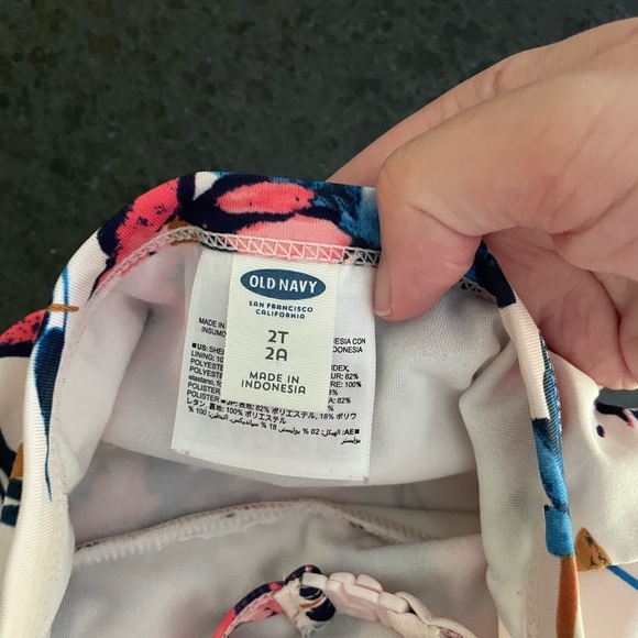 Old Navy and Cat & Jack Kids Swimsuit with Floral Design Size 3T - Picture 4 of 5